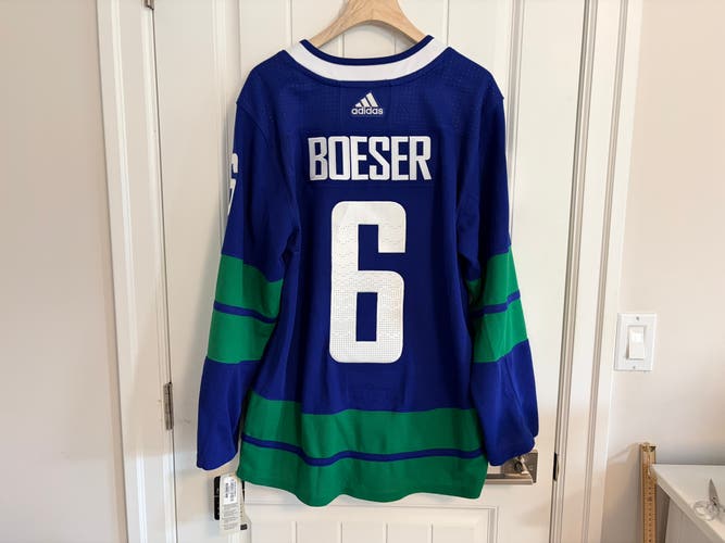 BNWT Authentic Adidas Vancouver Canucks Brock Boeser 50th Jersey Size 46 Small