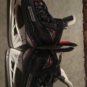Bauer Vapor X600 Hockey Skates Regular Width 10.5 (Used)
