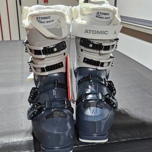 Mondo 26 & 26.5 Women's Atomic All Mountain Hawx Ultra Ski Boots Medium Flex (New)
