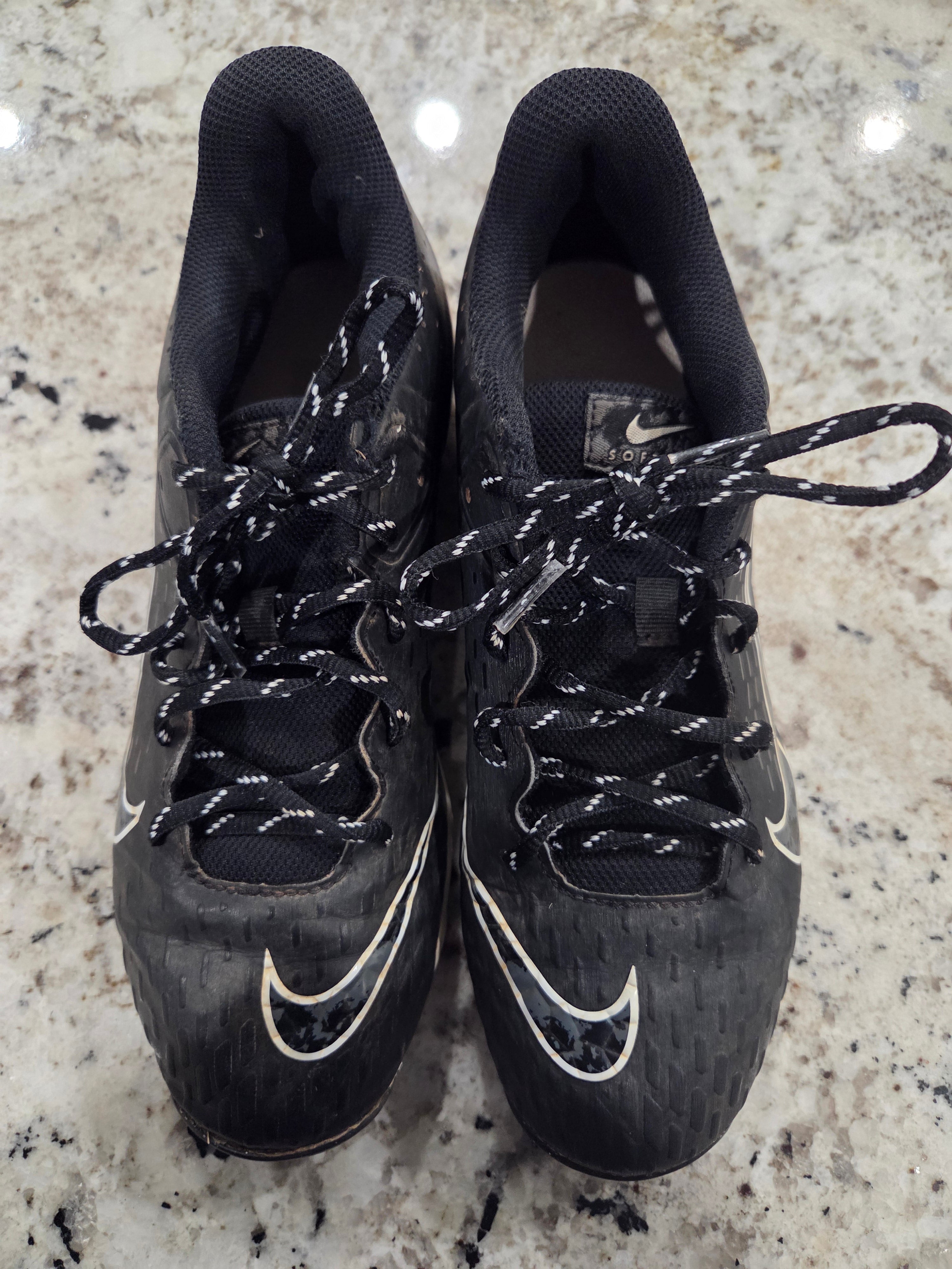 new balance 4040v1 softball cleats