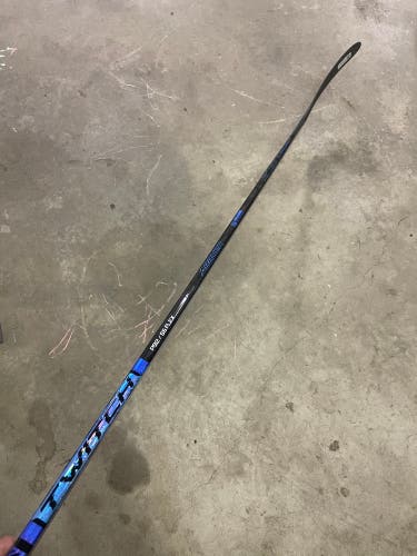 Intermediate Bauer Twitch 55 flex Left Hand P92