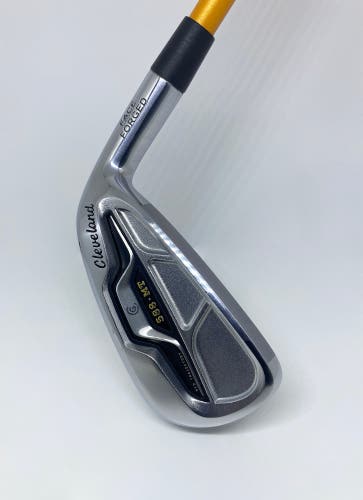 MINT Cleveland 588 MT 4 Iron Stiff