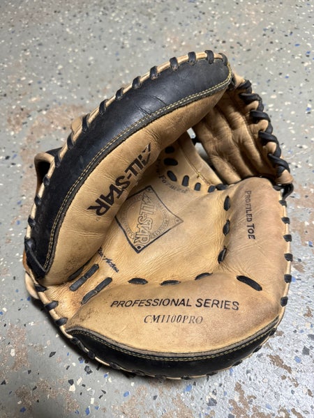 All Star CM1100PRO RH Catcher's Glove 31.5" (Used)