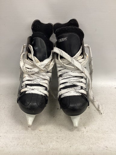 Used CCM INTRUDER Junior Hockey Skate Junior 04 11851-S000039644
