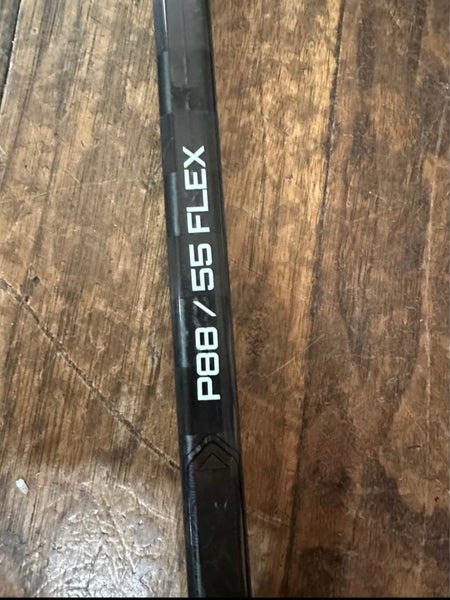 Intermediate Bauer Proto-R Right Handed Hockey Stick P88 (Used)
