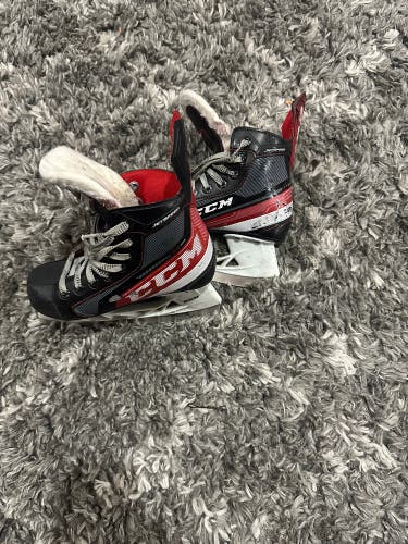 2020 CCM JetSpeed FT485 Hockey Skates Regular Width 13.5 (Used)