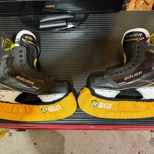 Bauer Supreme M4 Hockey Skates Regular Width 10 (Used)