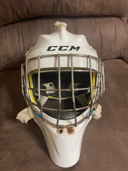 Senior 2021 Medium CCM Axis 1.9 Goalie Mask (Used)