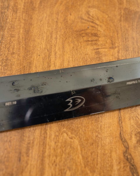 NHL Pro Stock Used Bauer 280 mm LS Pulse Ti Edge Skate Steel