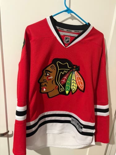 Chicago Blackhawks Medium Men's Reebok Jersey
