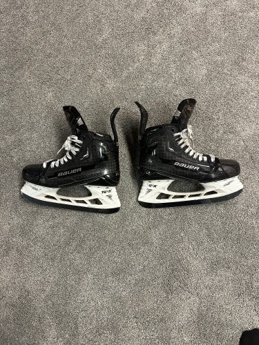 2022 Bauer Supreme Mach Hockey Skates 9.5 (Used)