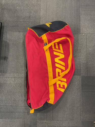 Used Brine Sr Hockey Carry Red 11614-S000224514
