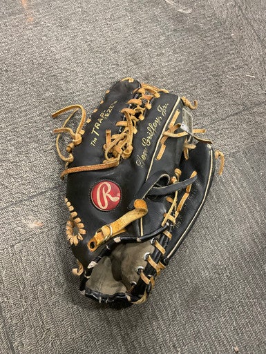 Used Rawlings JUNIOR RKG 24 BB/SB Glove RH Throw Black 12" 11614-S000224493