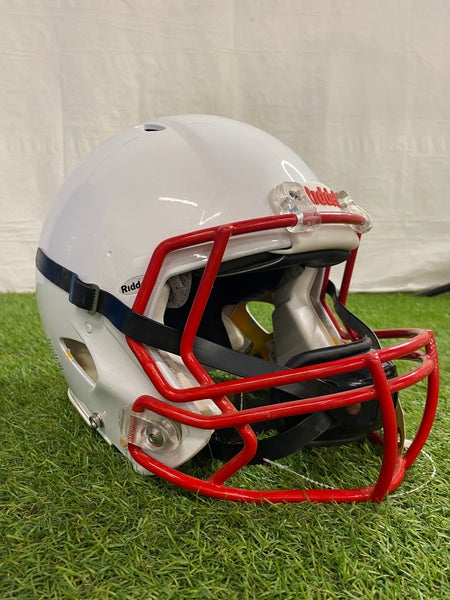 Adult Medium Riddell Speed Helmet (Used)