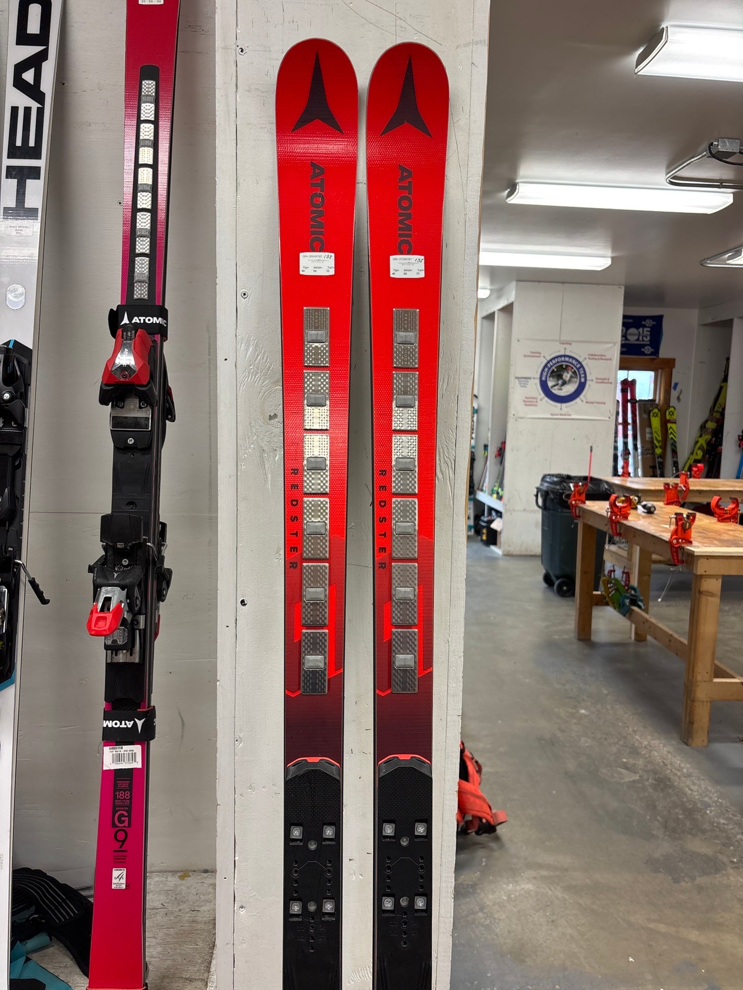 Atomic Redster G9 FIS Revoshock W I 188 Skis 2023