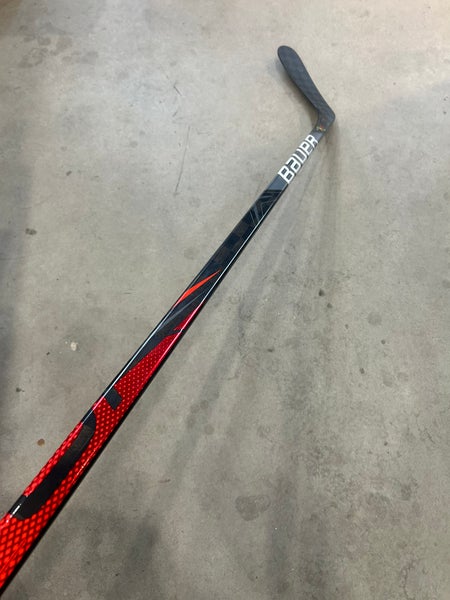 P92 95 Flex Senior Bauer Vapor Flylite Left Hand Hockey Stick Pro Stock NCAA.