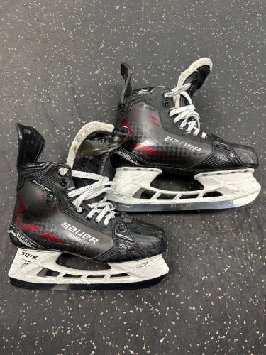 2025 Bauer Supreme Shadow Hockey Skates 9 (Used)