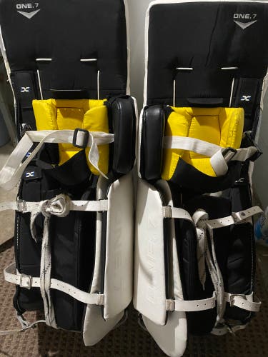 34" Bauer One.7 Goalie Leg Pads (Used)