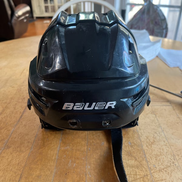 Medium Bauer Re-Akt Helmet (Used)