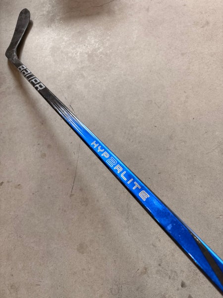 70 Flex P28 Senior Bauer Vapor Hyperlite 2 Right Hand Hockey Stick Pro Stock (USED)