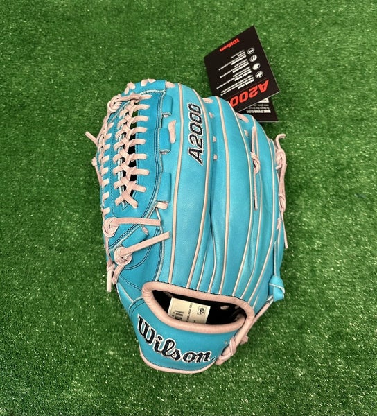 Wilson A2000 12.25" D25 Baseball Softball Pitcher's Utility Glove - Left Handed