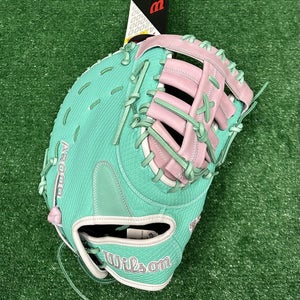 Wilson A2000 12.5" First Base Mitt Fastpitch Softball FP1620 - Right Handed