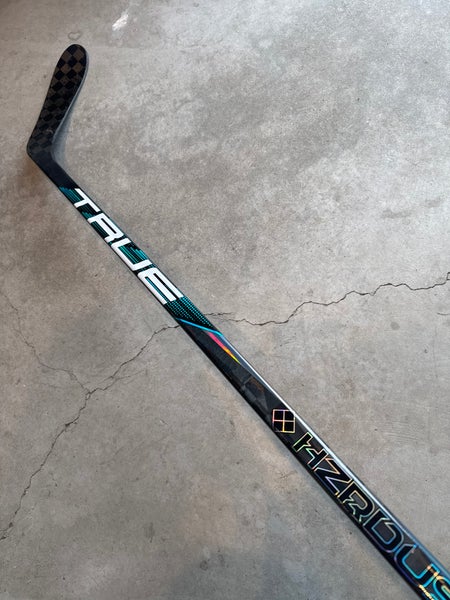50 Flex P28 Hzrdus Smoke intermediate True Right Hand Pro Stock (New) NHL