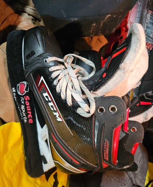 2021 CCM Jetspeed FT2 Hockey Goalie Skates Regular Width Pro Stock 9.5 (Used)