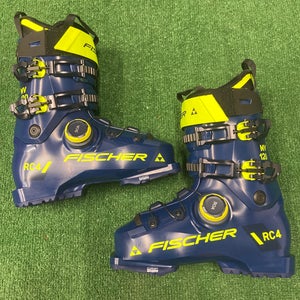 New Fischer RC4 120 MV Boa GW All Mountain Ski Boots | Mondo 26 & 26.5