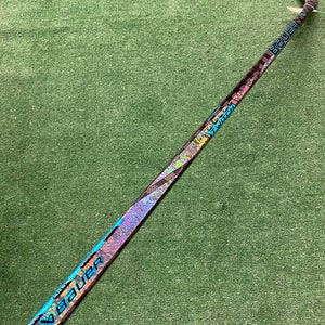 NEW Senior Bauer Ag5nt (Dressed as Twitch) Hockey Stick LH (Senior-Mid-66") P. Kane