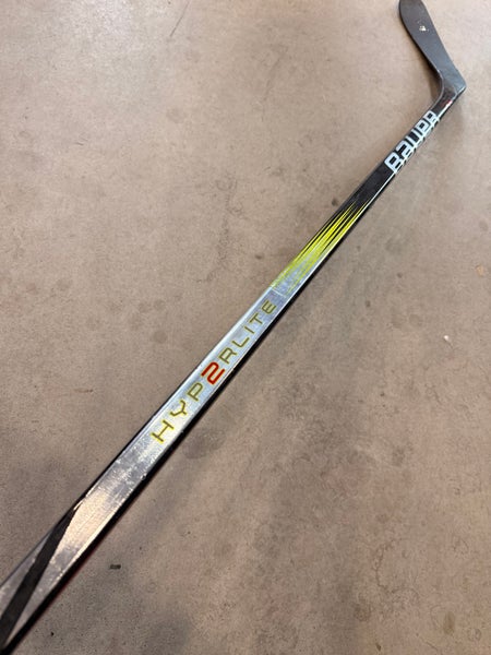 P28 77 Flex Senior Bauer Vapor Hyperlite 2 Left Hand Hockey Stick Pro Stock (USED)