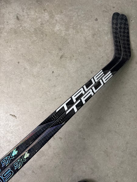 2 Pack 85 Flex Custom P28 Hzrdus Smoke Senior True Left Hand Pro Stock (New) NHL