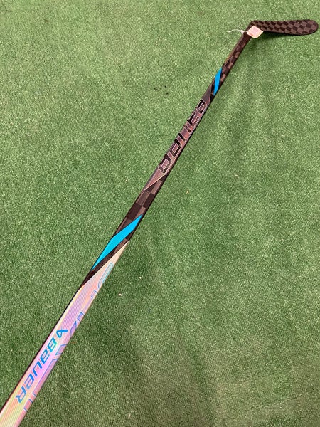 Intermediate Bauer Nexus Tracer Hockey Stick Right Handed P28 (New)