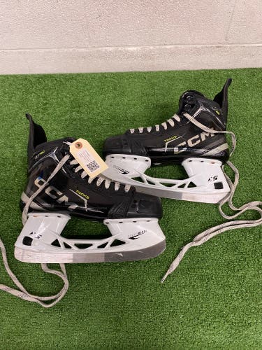 Senior CCM Tacks XF 90 Hockey Skates Regular Width 7.5 (Used)