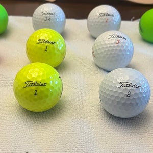 Titleist Balls 12 Pack (1 Dozen) (Used)