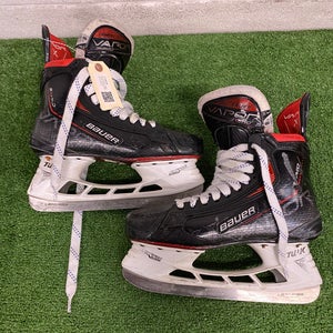 Senior Bauer Vapor 3X Pro Hockey Skates 8.5 (Used)