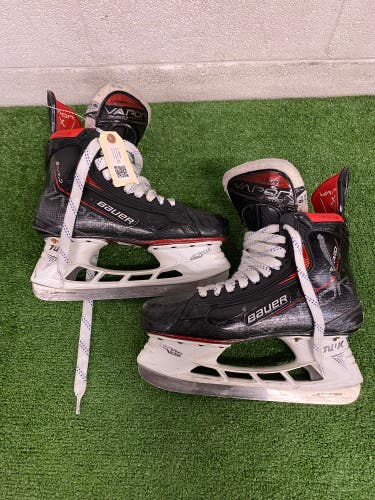 Senior Bauer Vapor 3X Pro Hockey Skates 8.5 (Used)