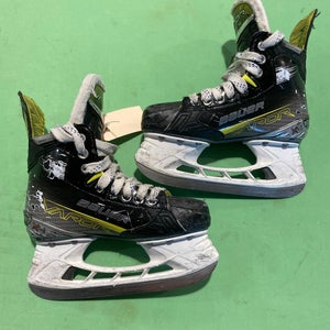 Used Junior Bauer Vapor X4 Hockey Skates Size 2