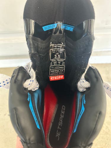 2023 CCM JetSpeed FT6 Pro Hockey Skates Regular Width Size 3.5 (Used)