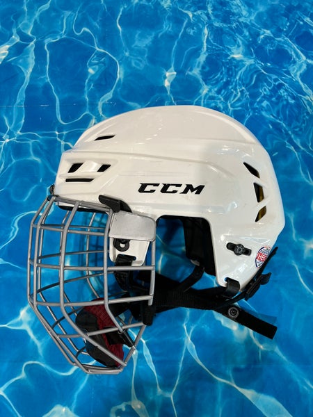 White Medium CCM Tacks 310 Helmet (Used)