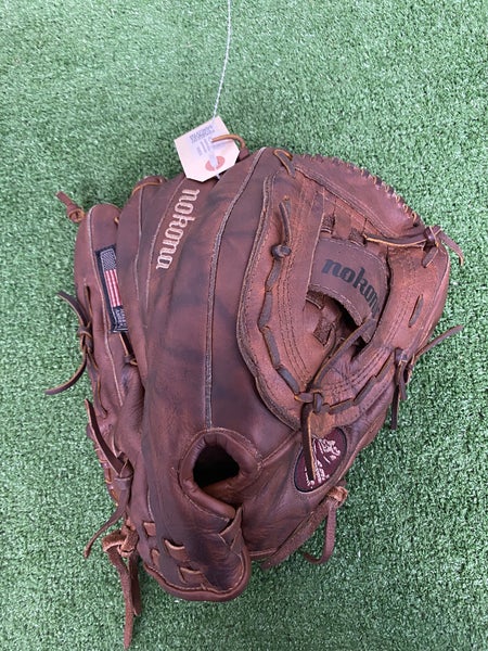 Adult Nokona WS-1400 RH Outfield Softball Glove 14" (Used)