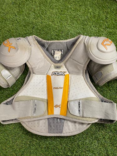XL/XXL Senior Reebok 4K Shoulder Pads (Used)