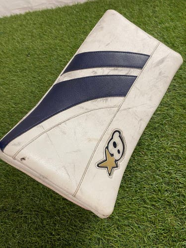 White Junior Brian's Gentik Pure Goalie Gloves & Blockers Regular (Used)