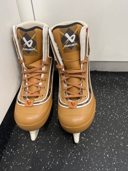 Bauer Chamonix Hockey Skates Regular Width 9 (New)