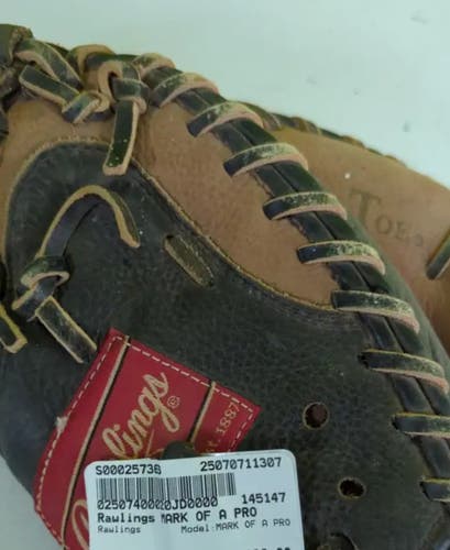 Rawlings RH Catcher's Mark of a Pro Baseball Glove 33" (Used)