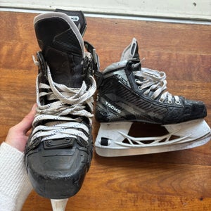 2023 CCM AS-V Pro Hockey Skates Regular Width Pro Stock Size 6.5 (Used)