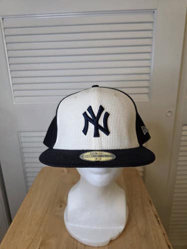 NWS New York Yankees Thermal New Era 59fifty 7 3/4 MLB