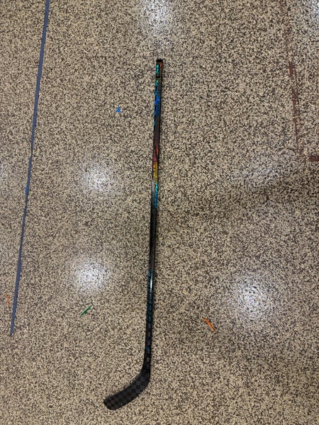 Senior Bauer Twitch Left Hand Hockey Stick P88 (Used)