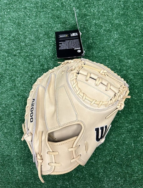 Wilson A2000 M23 33.5" Baseball Catchers Mitt - Classic Blonde