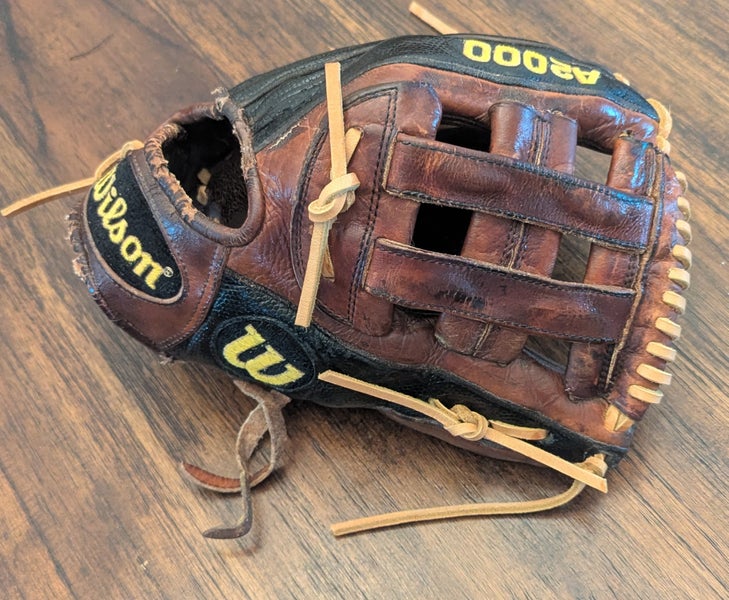Wilson A2000 SuperSkin Baseball Glove 11.5 - VTG - Fully Reconditioned with Brand New FlatBill Laces